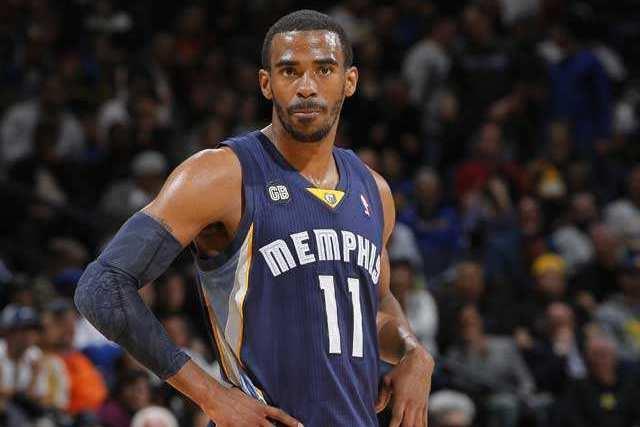 热火鏖战灰熊，易建联关键制胜