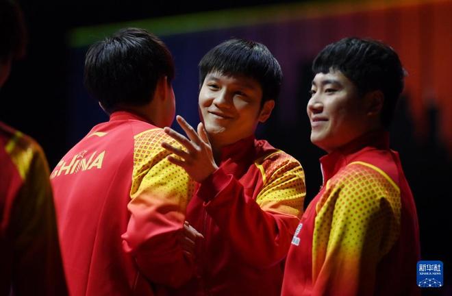 法国队鏖战瑞典队，王皓带队取胜