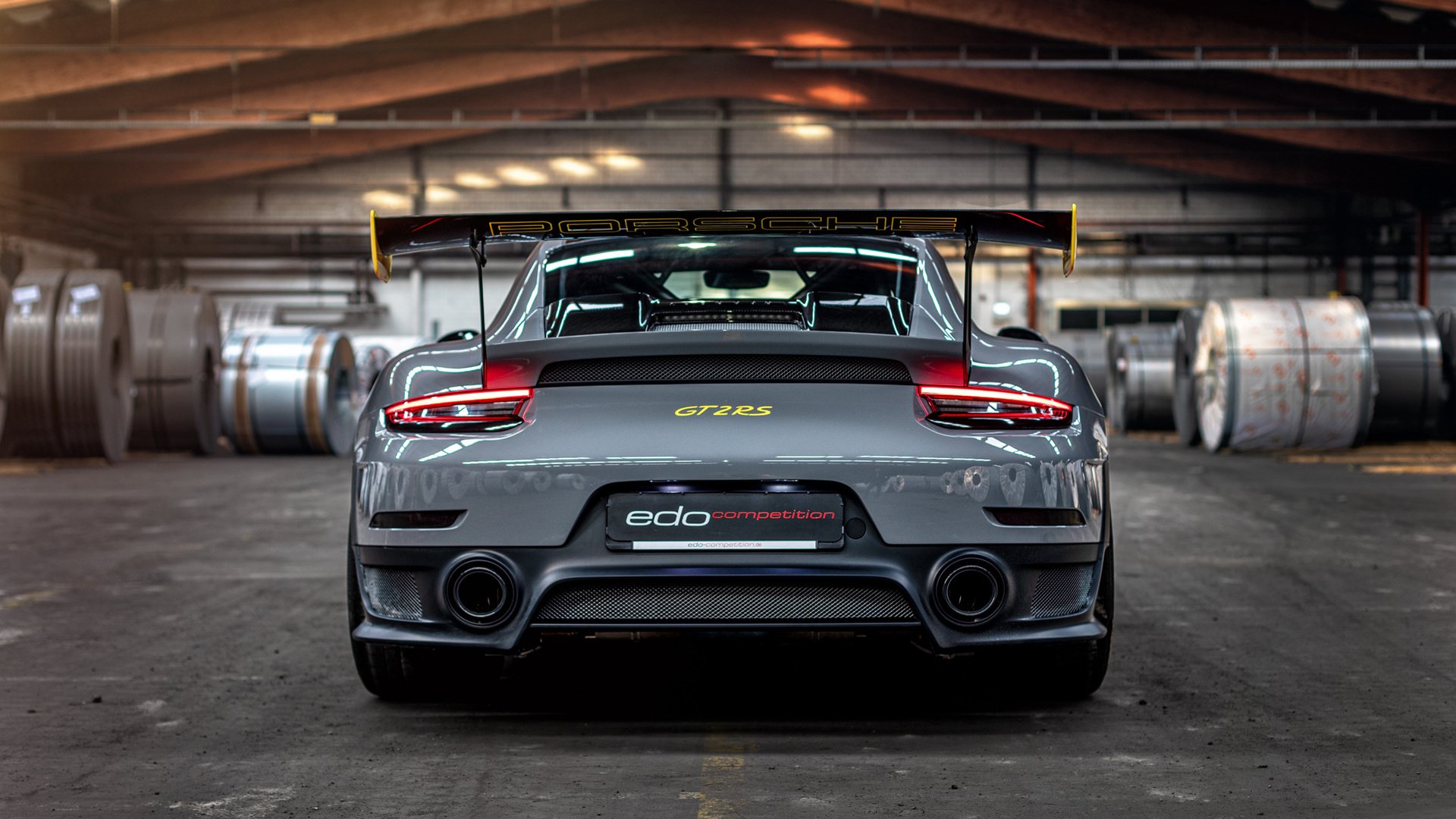 伯纳乌的篮筐与草皮，当东契奇的三分雨浇灌国家德比之夜