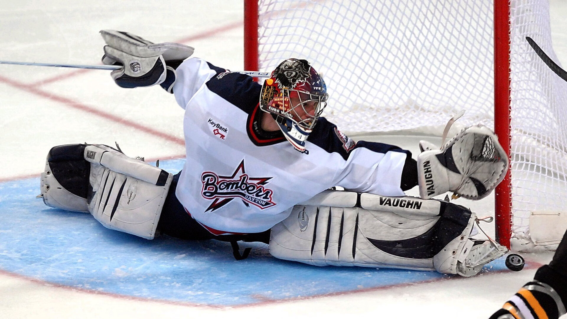 绿茵对北美，当克莱在三秒区掀起革命