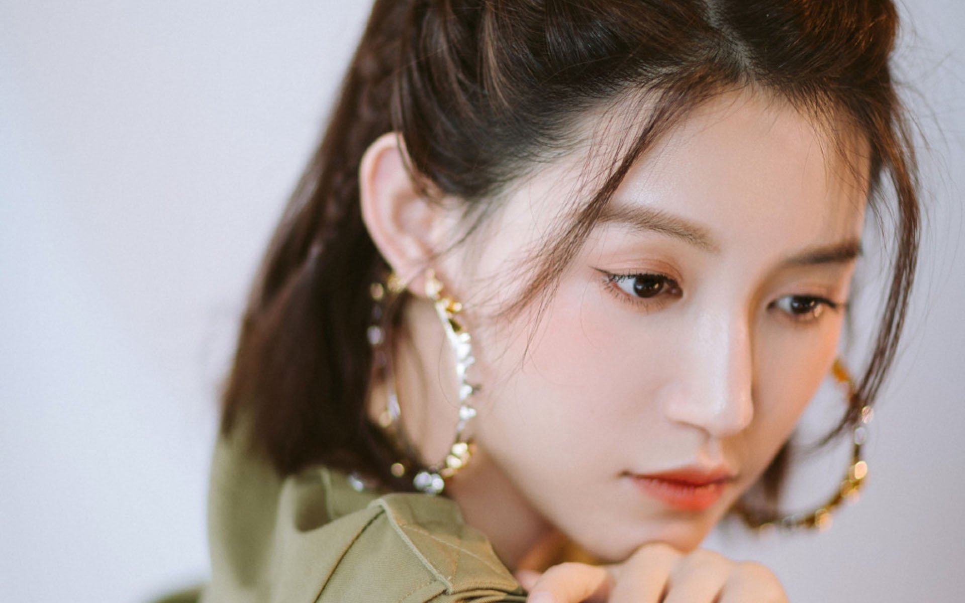 被选择VS被选中,爱德华兹证明孤胆英雄有两种当法