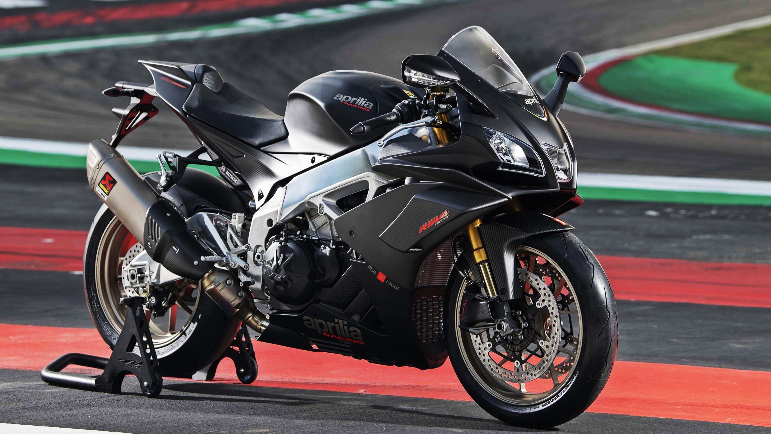 当沙漠雄狮遭遇蓝衣军团，孔德一击定乾坤，那不勒斯突袭突尼斯