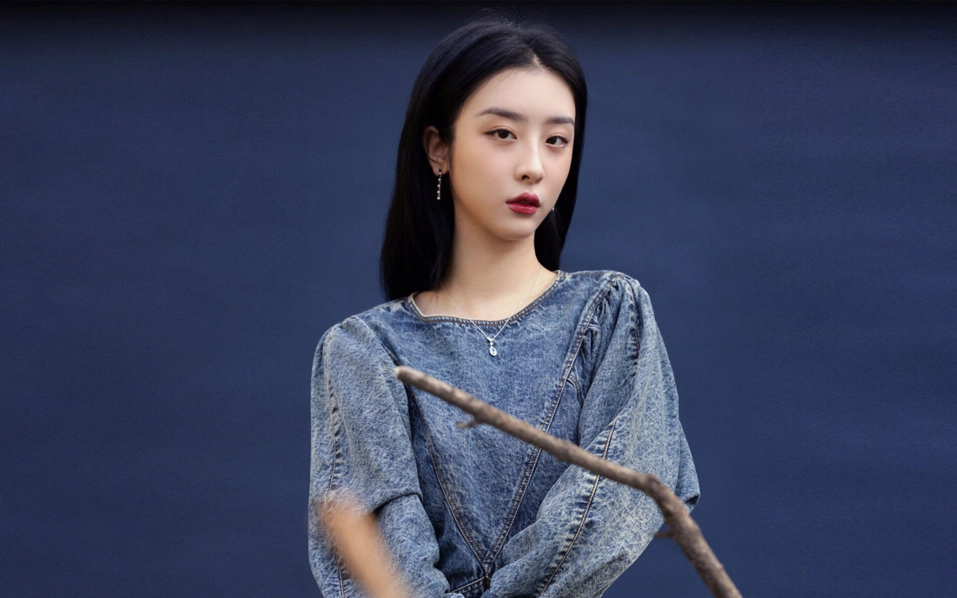 爱游戏娱乐-锋矢破夜，杜兰特如何成为季后赛命运的主宰者